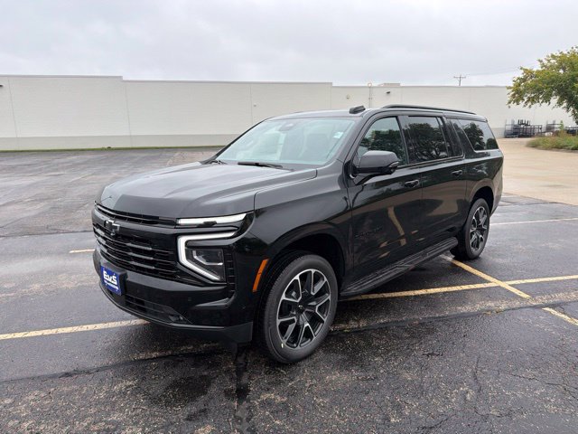 New 2026 Chevrolet Suburban RST w/ RST Capability Package