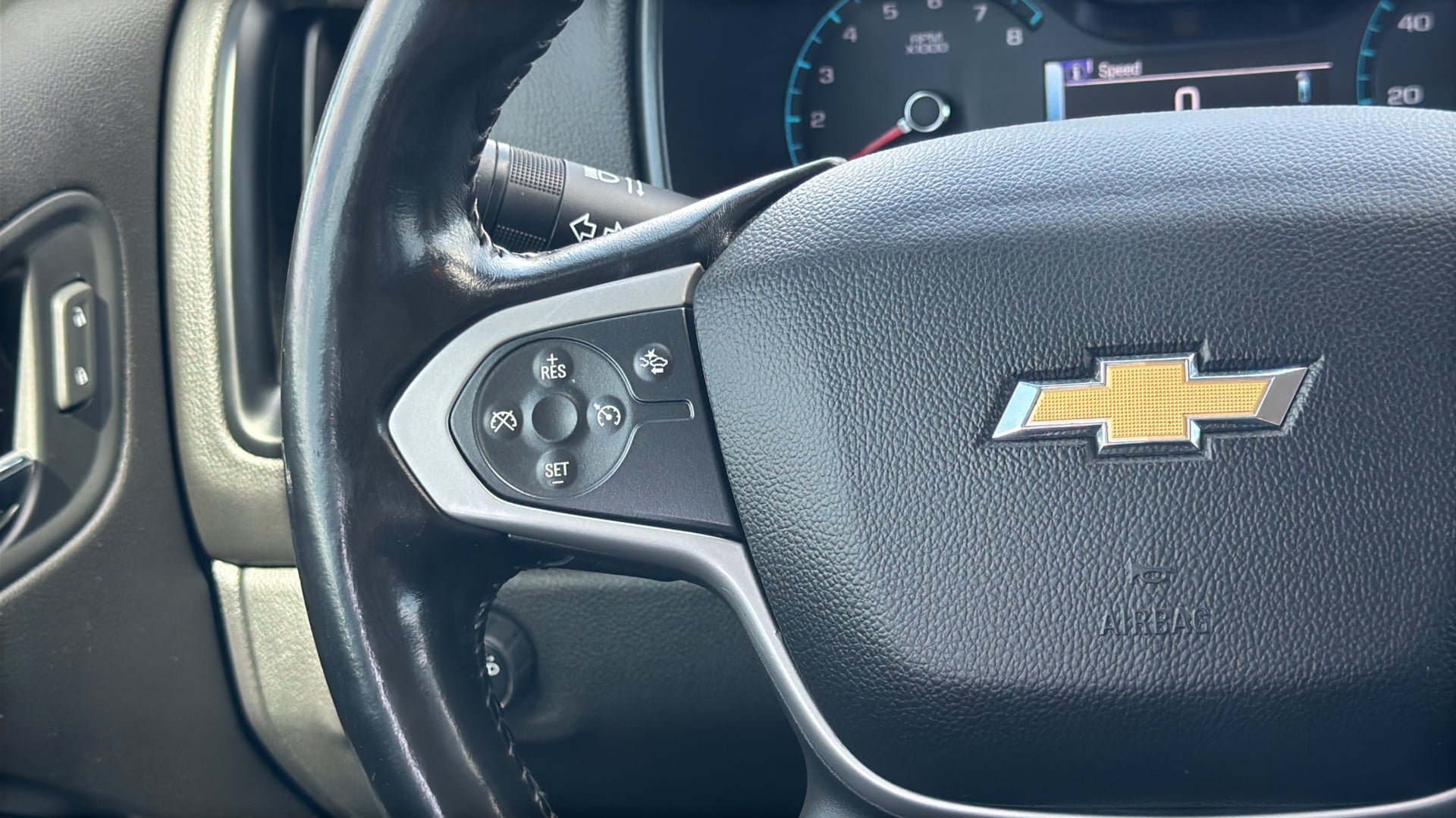 Used 2017 Chevrolet Colorado LT w/ LT Convenience Package RWD image 27
