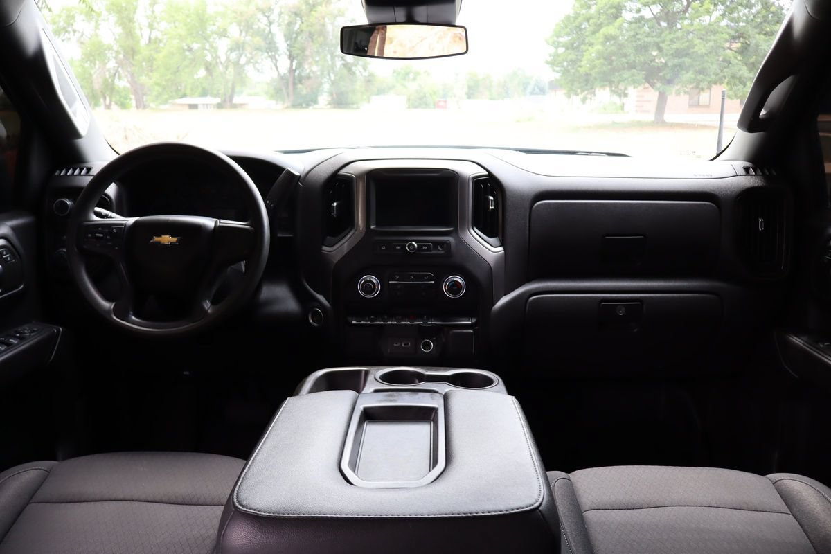 Used 2022 Chevrolet Silverado 1500 Custom AWD/4WD image 16