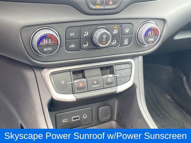 Certified 2024 GMC Terrain SLE w/ Driver Convenience Package image 10