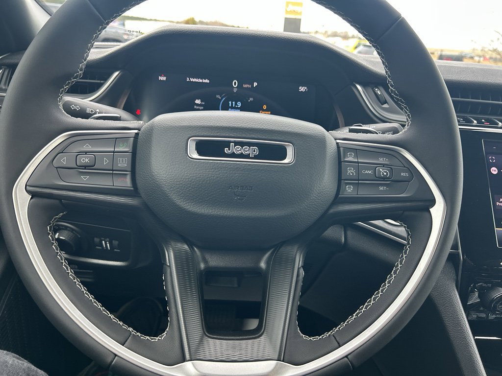 New 2025 Jeep Grand Cherokee Laredo RWD image 9