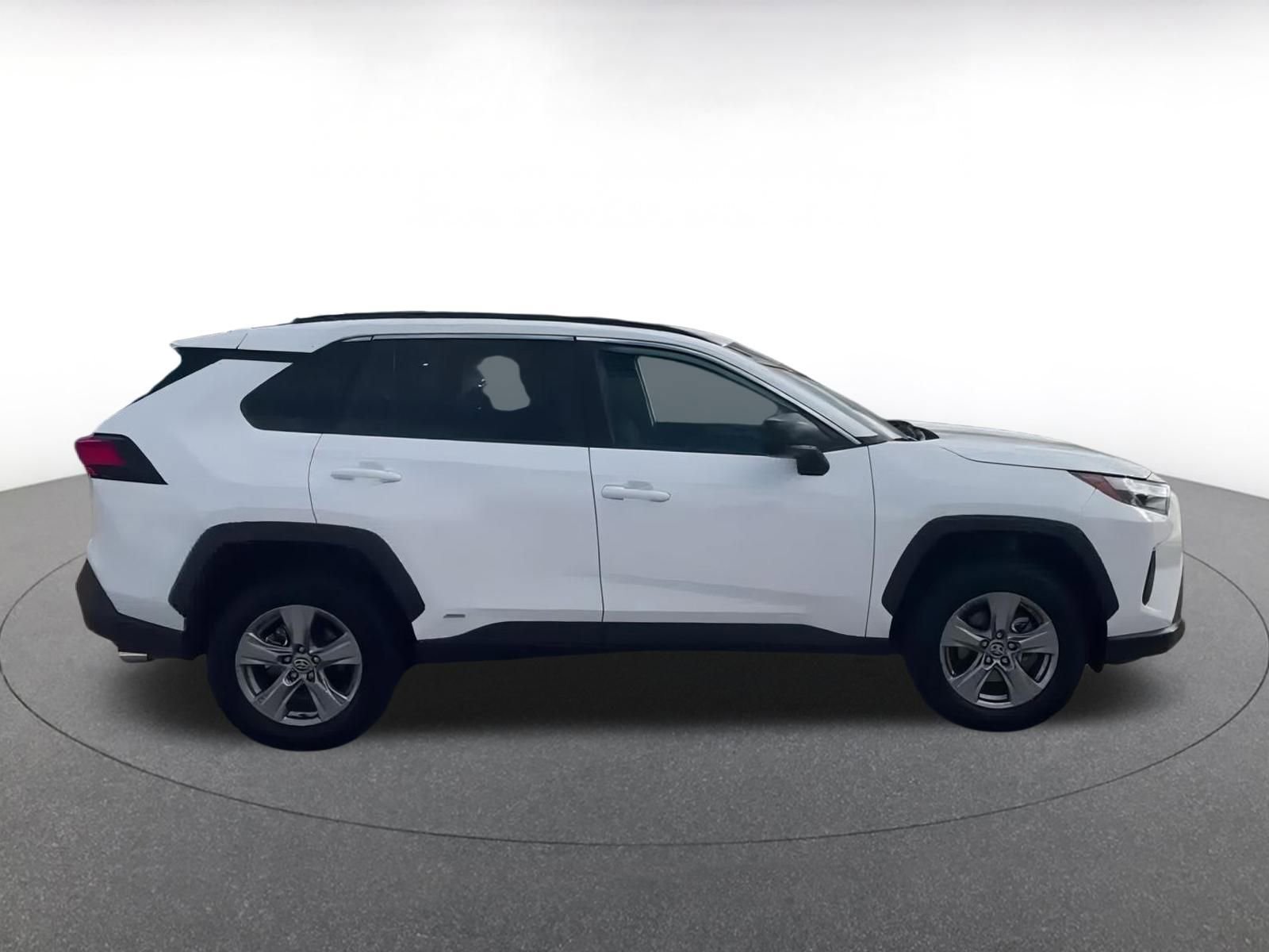 Used 2025 Toyota RAV4 LE image 16