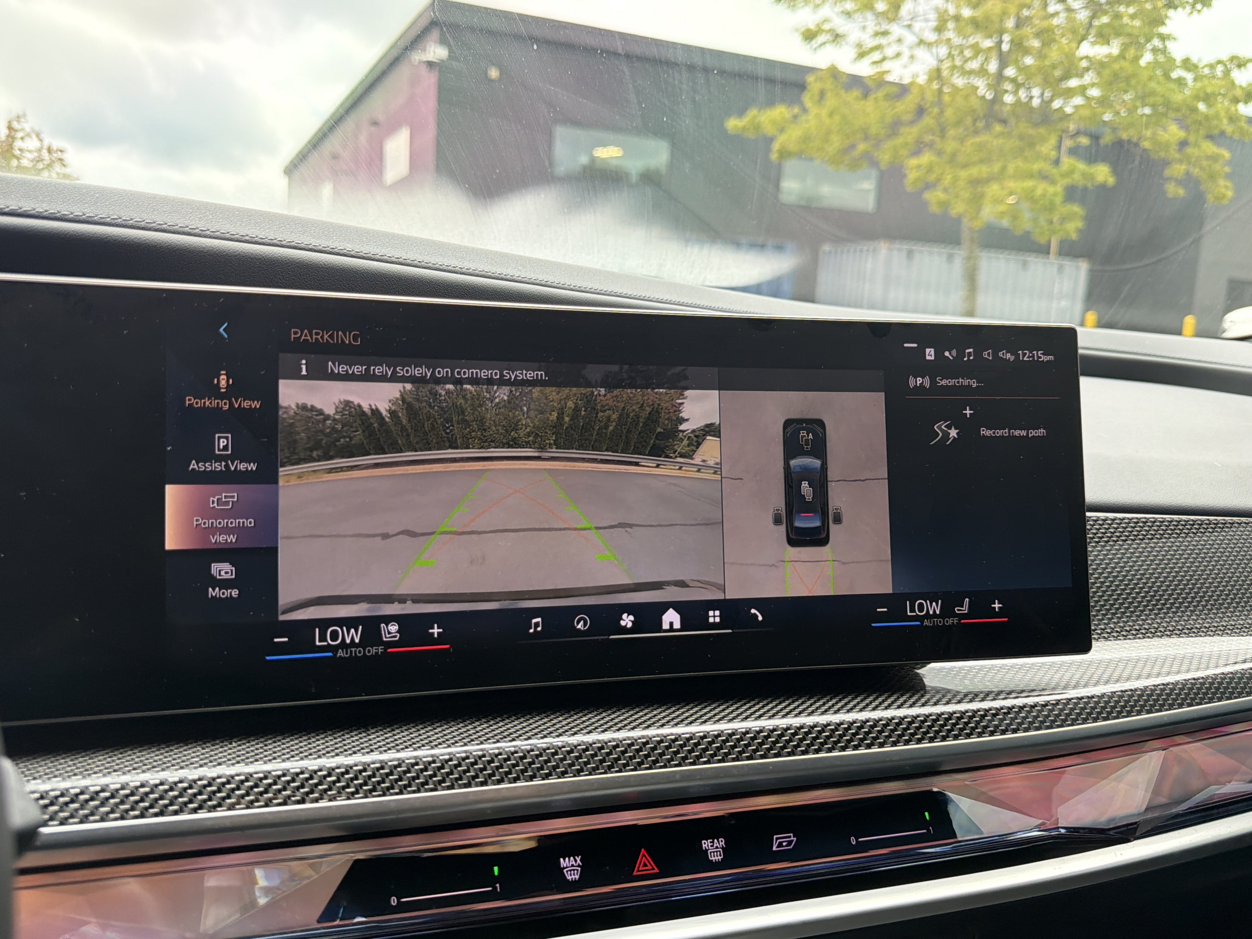 Used 2023 BMW i7 xDrive60 AWD/4WD image 19