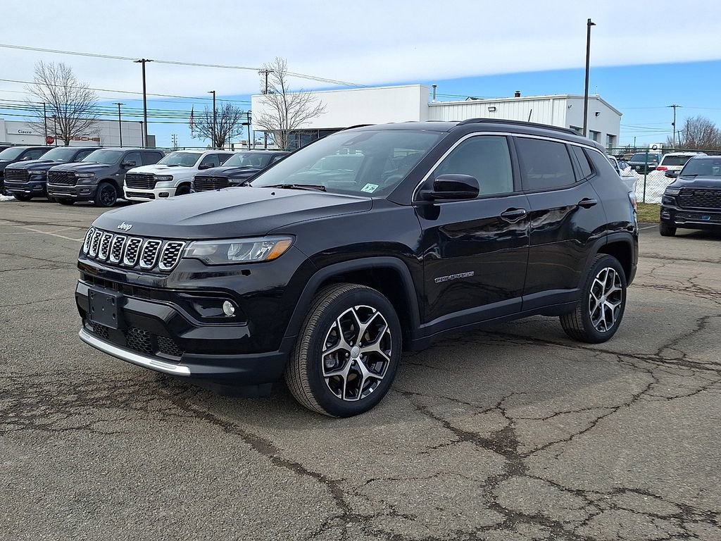 Used 2024 Jeep Compass Limited image 6