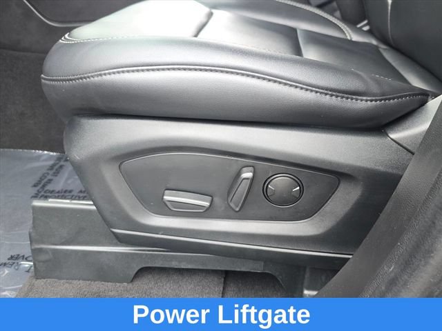 Used 2023 Ford Explorer XLT w/ Equipment Group 202A RWD image 18