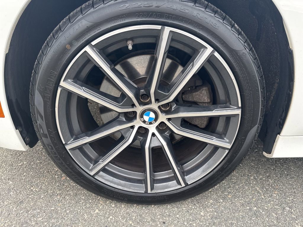 Used 2021 BMW 330i xDrive Sedan w/ Convenience Package image 6