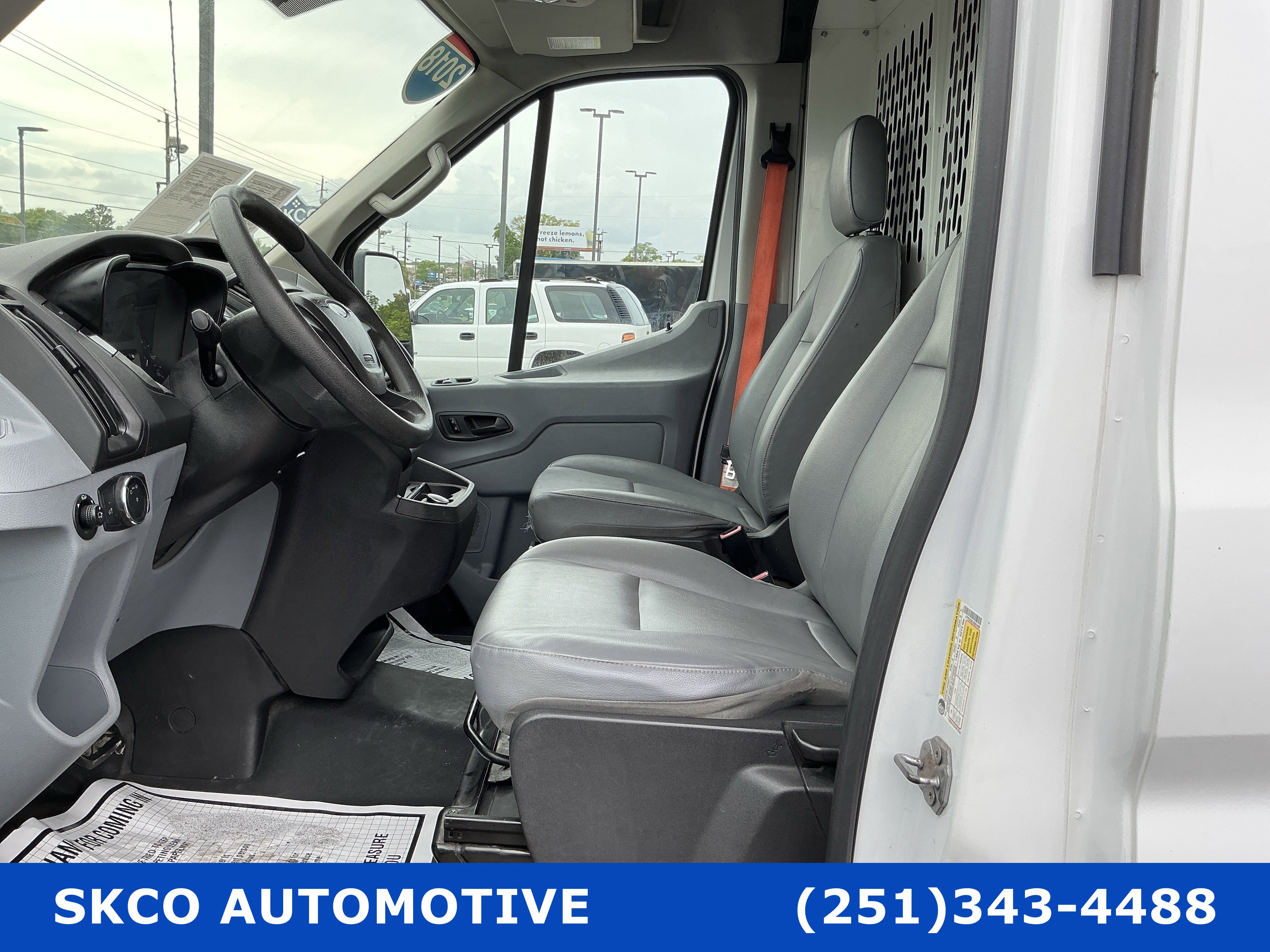 Used 2018 Ford Transit 150 148 Medium Roof image 11