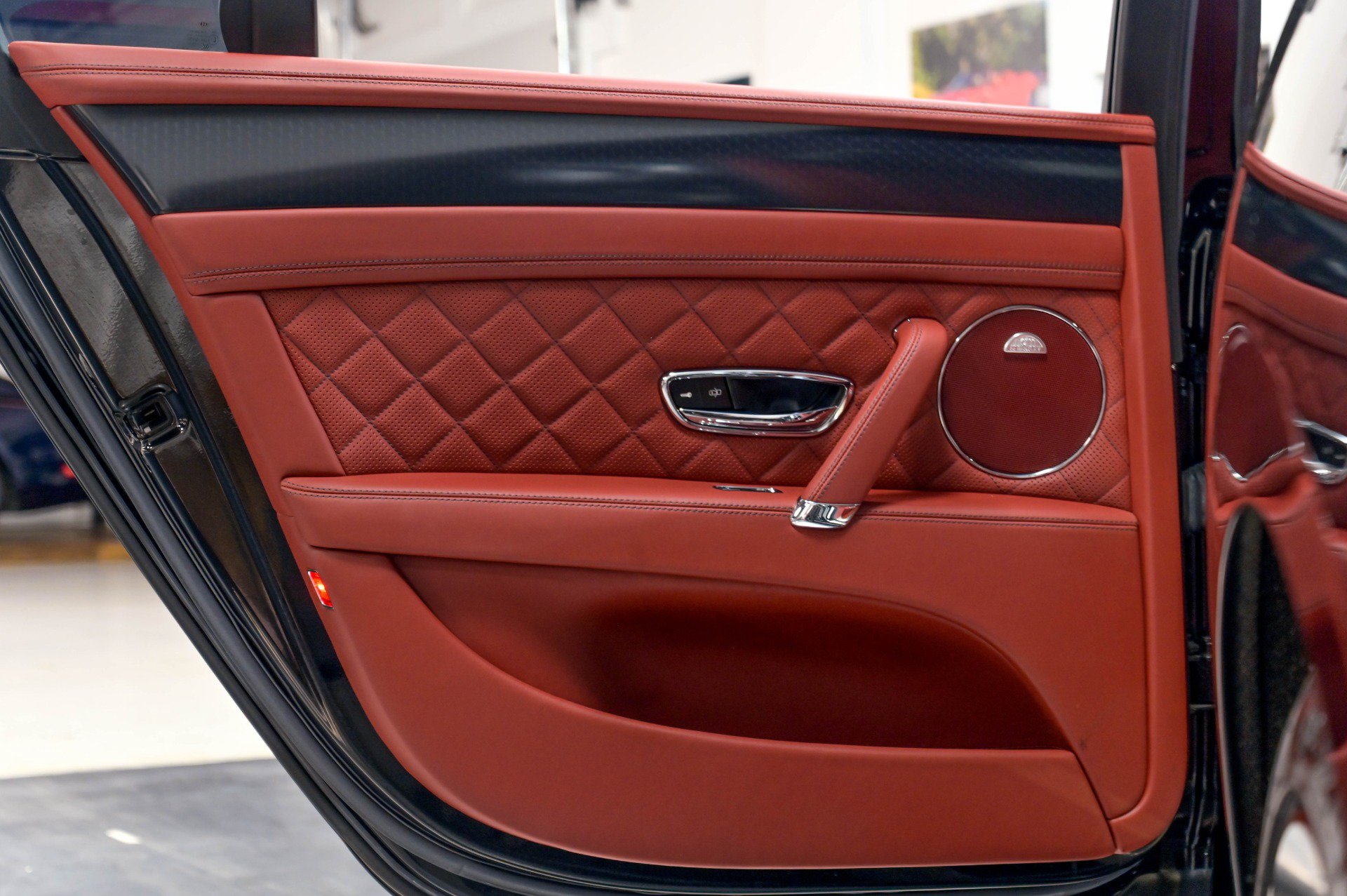 Used 2017 Bentley Flying Spur S W12 AWD/4WD image 65