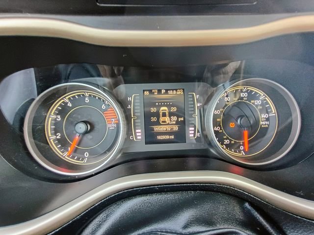 Used 2016 Jeep Cherokee Sport w/ Cold Weather Group image 20