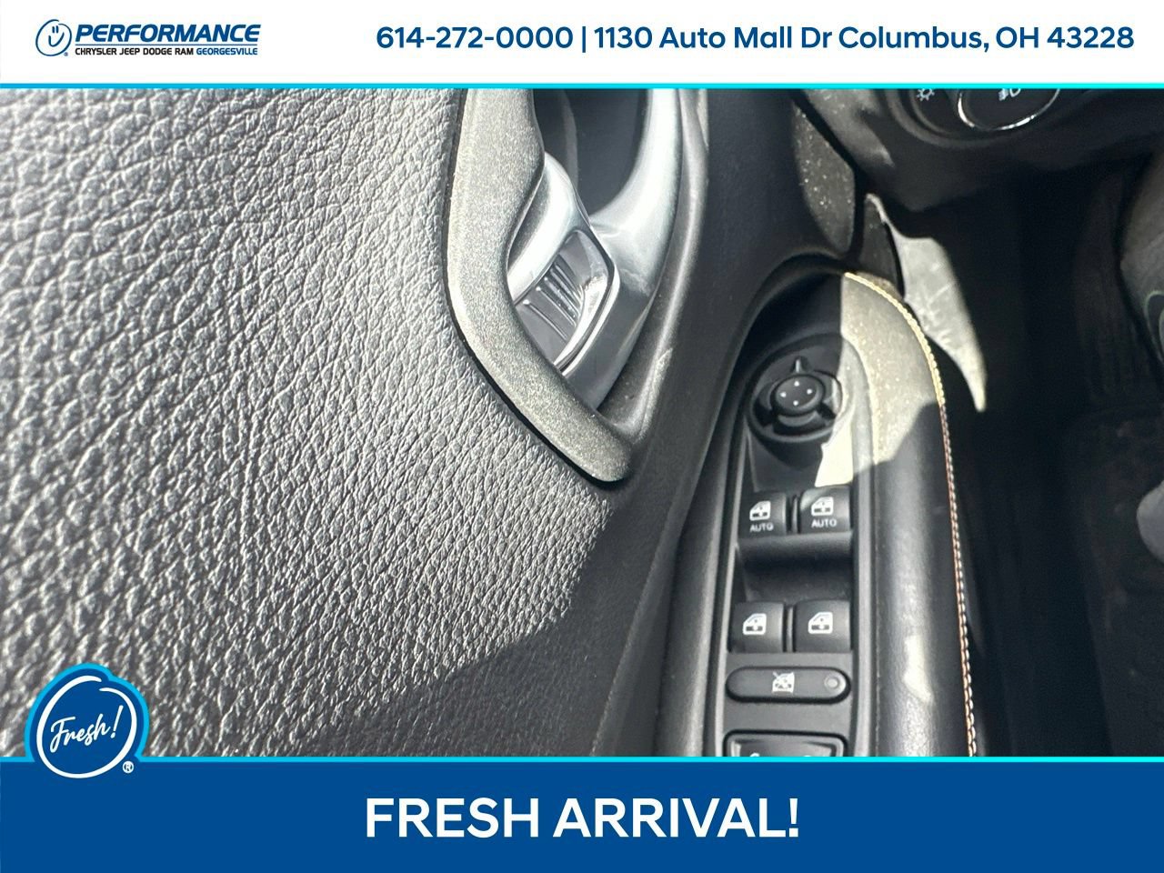 Used 2018 Jeep Compass Latitude w/ Popular Equipment Group AWD/4WD image 23