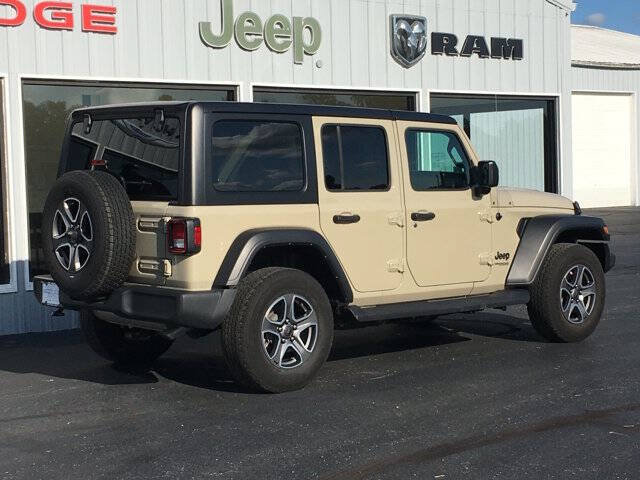 Used 2022 Jeep Wrangler Unlimited Sport AWD/4WD image 3