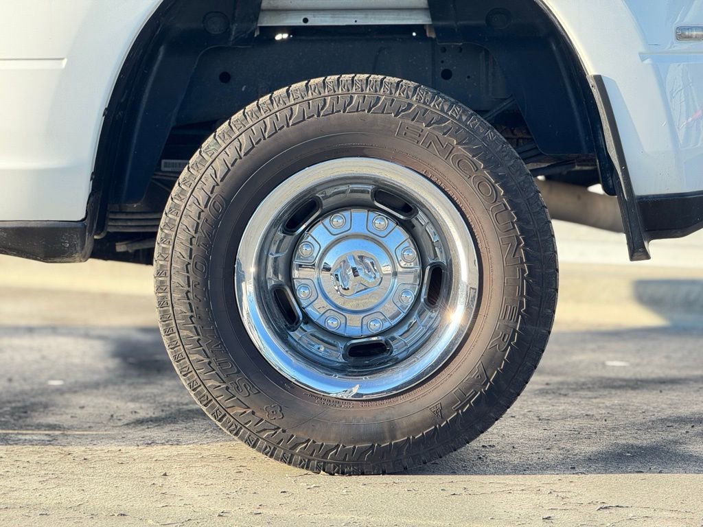 Used 2024 RAM 3500 Big Horn image 3