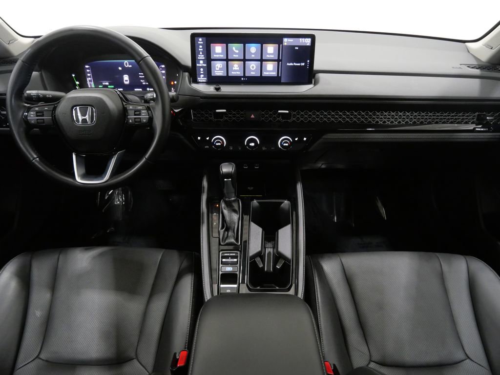 Used 2024 Honda Accord Touring image 8