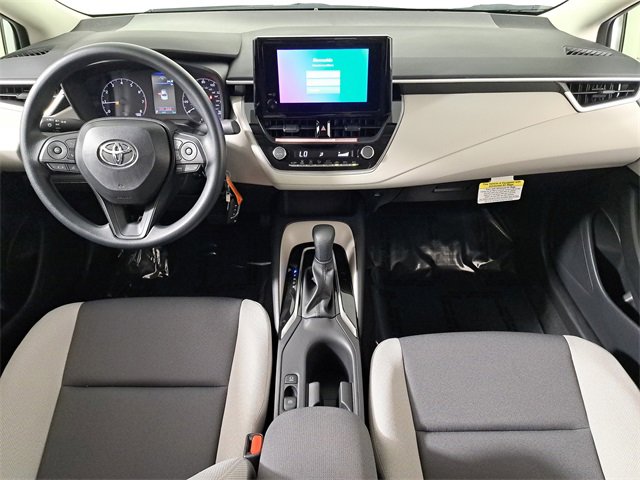 Used 2025 Toyota Corolla LE image 16