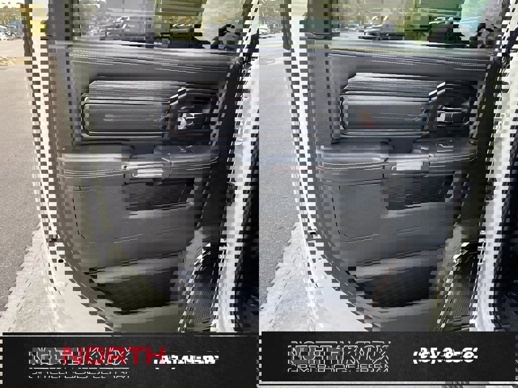 Used 2024 RAM 3500 Limited image 22