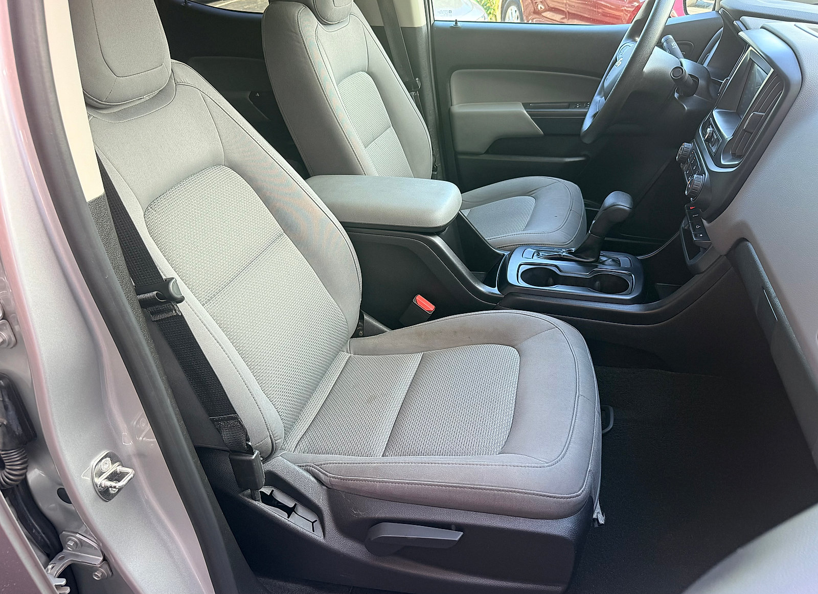 Used 2018 Chevrolet Colorado W/T w/ WT Convenience Package AWD/4WD image 24