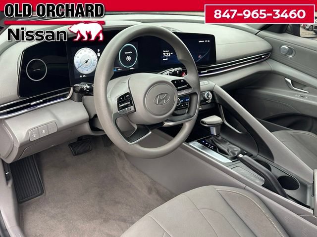 Used 2024 Hyundai Elantra SEL FWD image 14