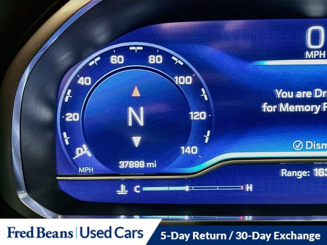 Used 2023 Chevrolet Suburban LT w/ LT Signature Plus Package AWD/4WD image 18