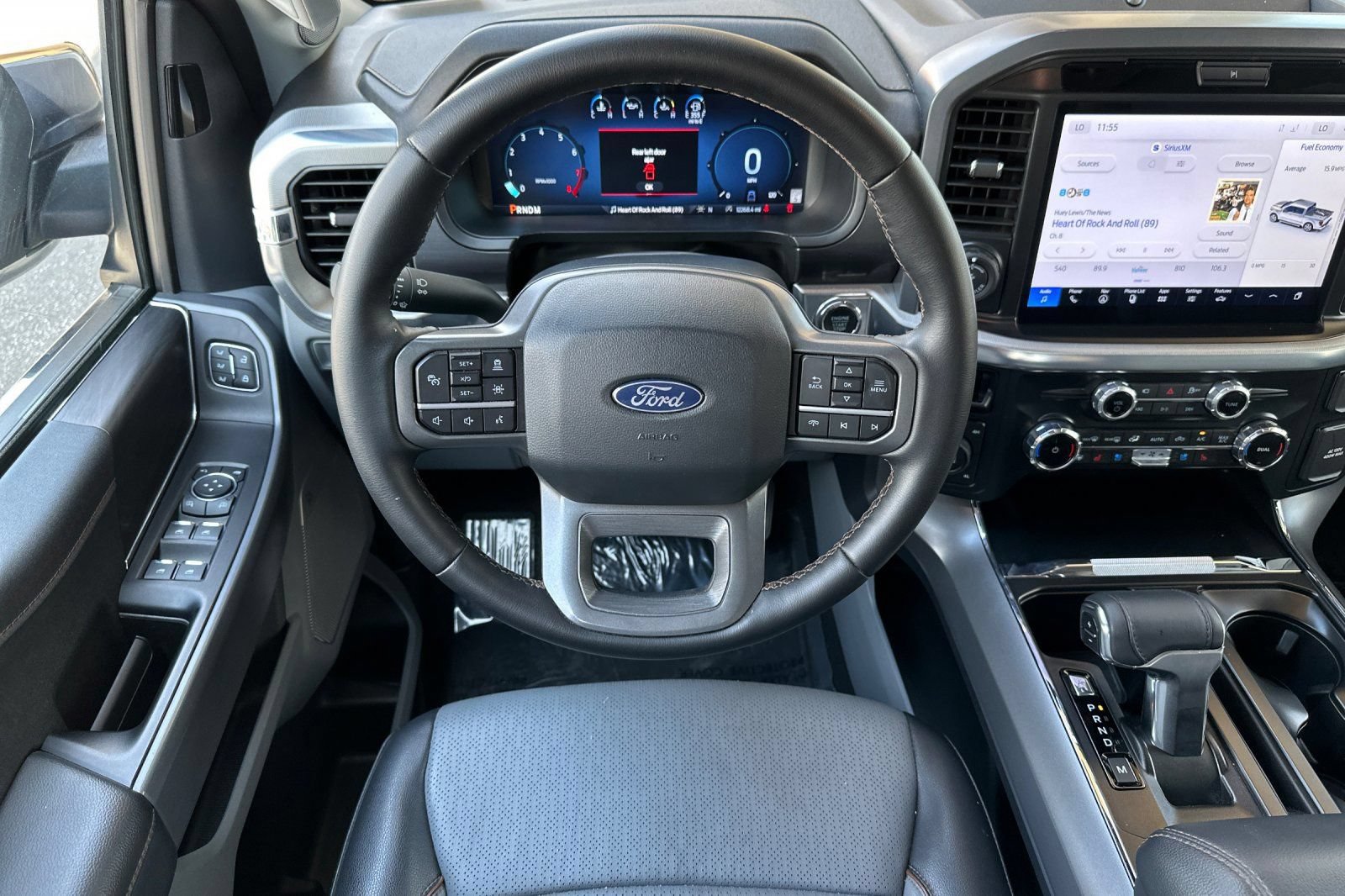 Used 2025 Ford F150 Lariat AWD/4WD image 15