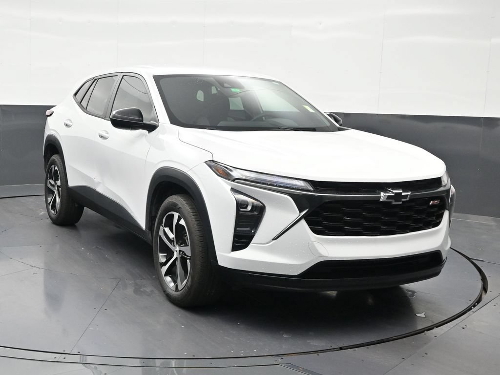 Used 2024 Chevrolet Trax RS FWD image 8