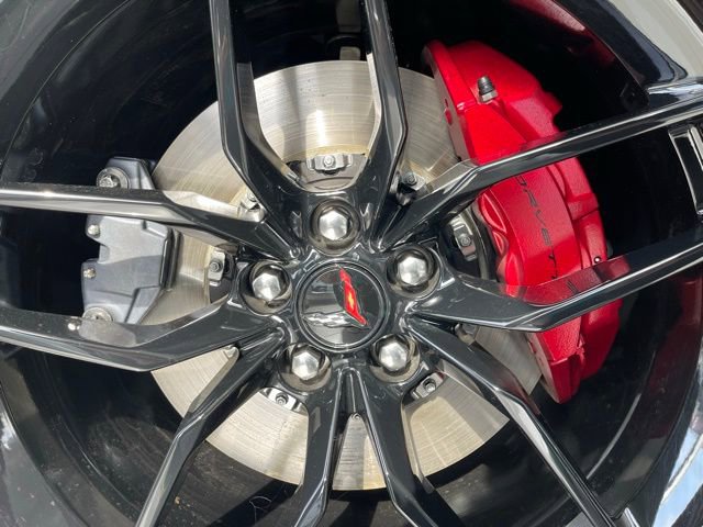 Used 2025 Chevrolet Corvette Z06 image 13