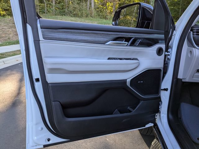 New 2024 Jeep Wagoneer L Series II w/ Convenience Group I AWD/4WD image 25