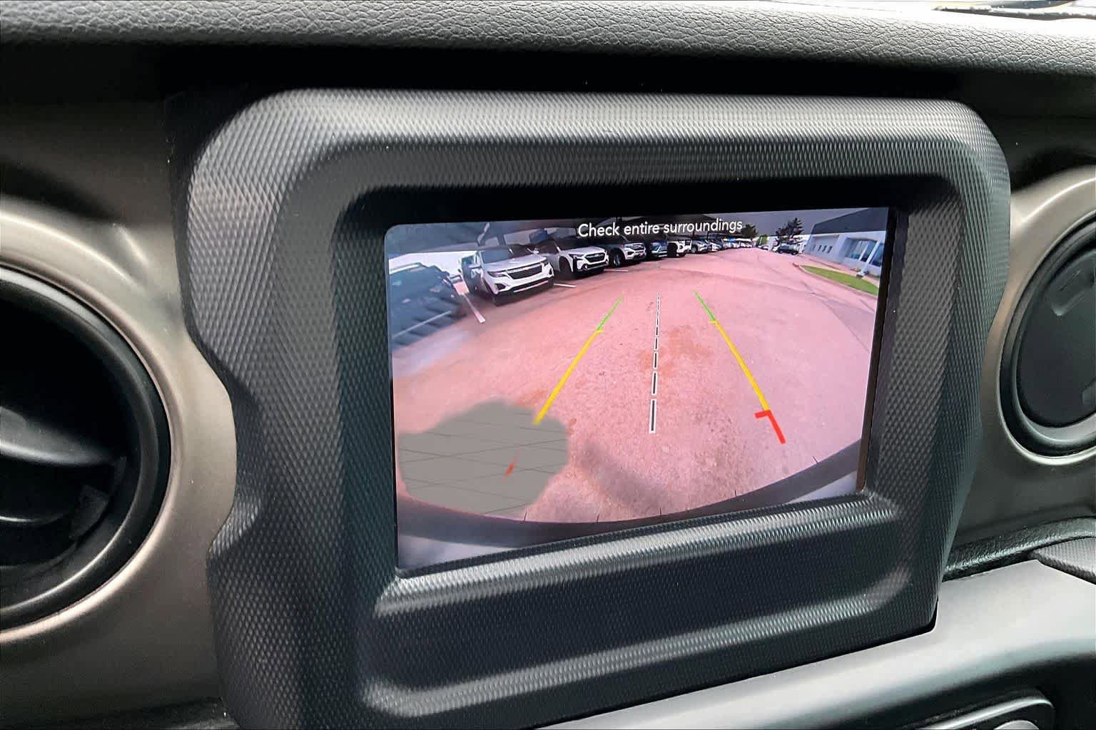 Used 2019 Jeep Wrangler Sport AWD/4WD image 23