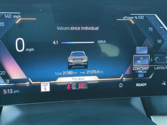 Used 2023 BMW iX xDrive50 w/ Sport Package AWD/4WD image 11