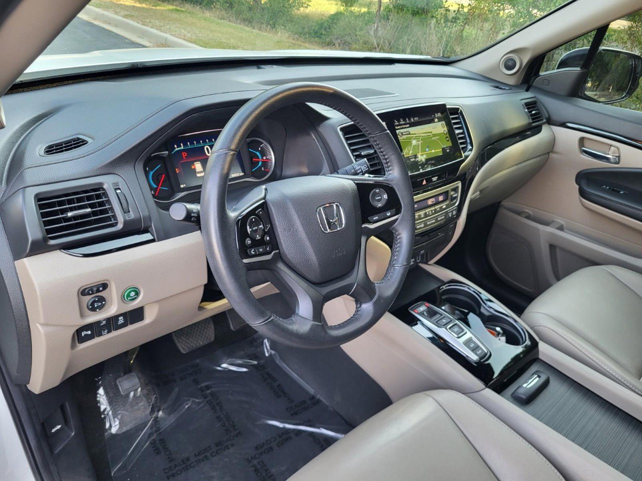 Used 2022 Honda Pilot Touring image 12