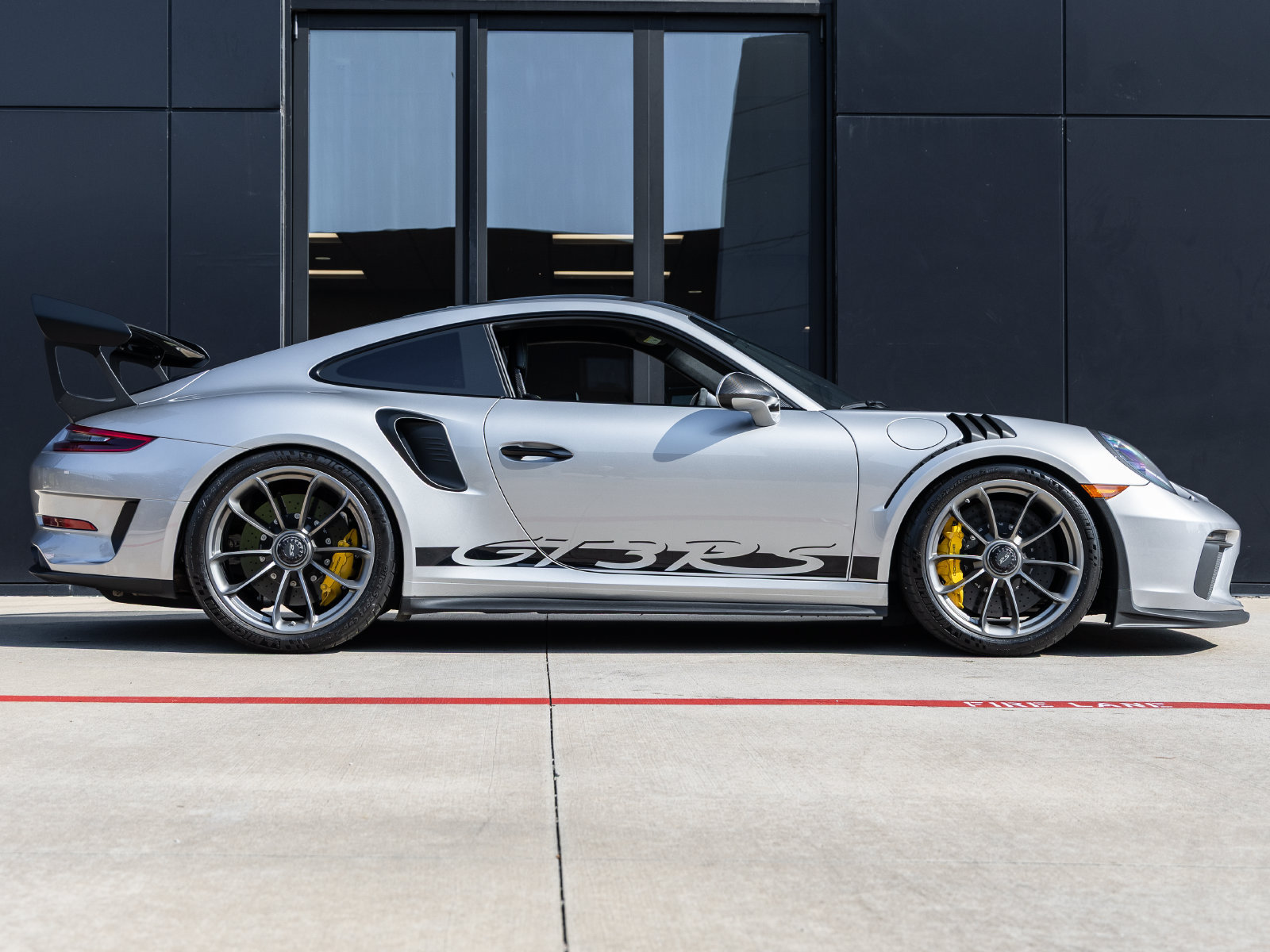 Certified 2019 Porsche 911 GT3 RS RWD image 12