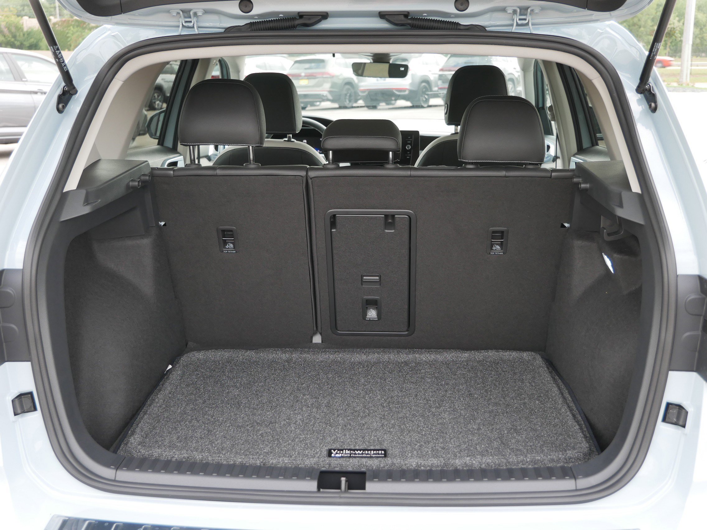 New 2025 Volkswagen Taos SE image 5