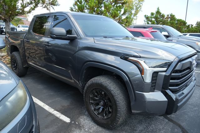 Used 2025 Toyota Tundra SR w/ SR Tow Package AWD/4WD image 11