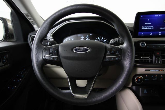 Used 2021 Ford Escape SE image 19