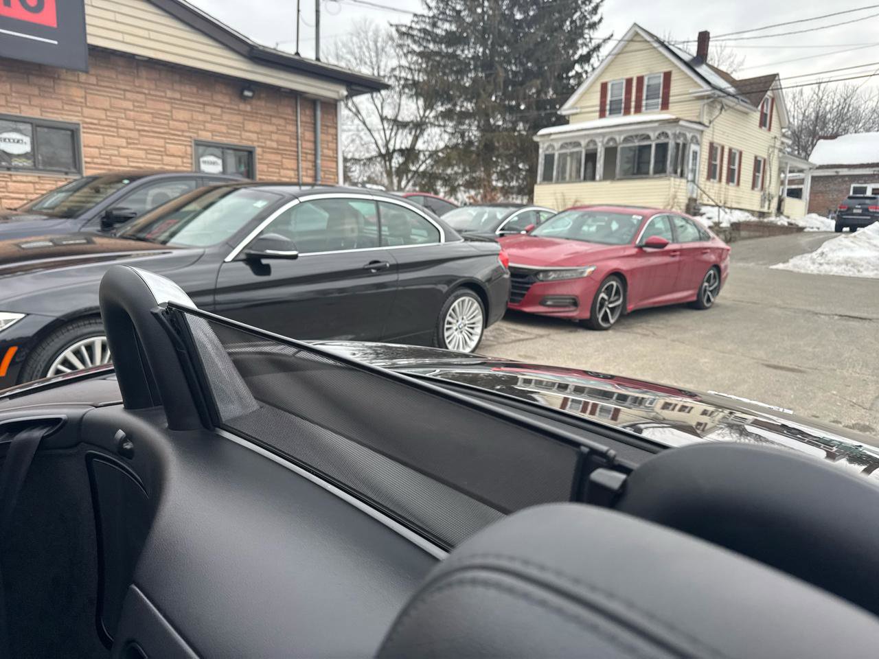 Used 2015 Jaguar F-TYPE Convertible image 23