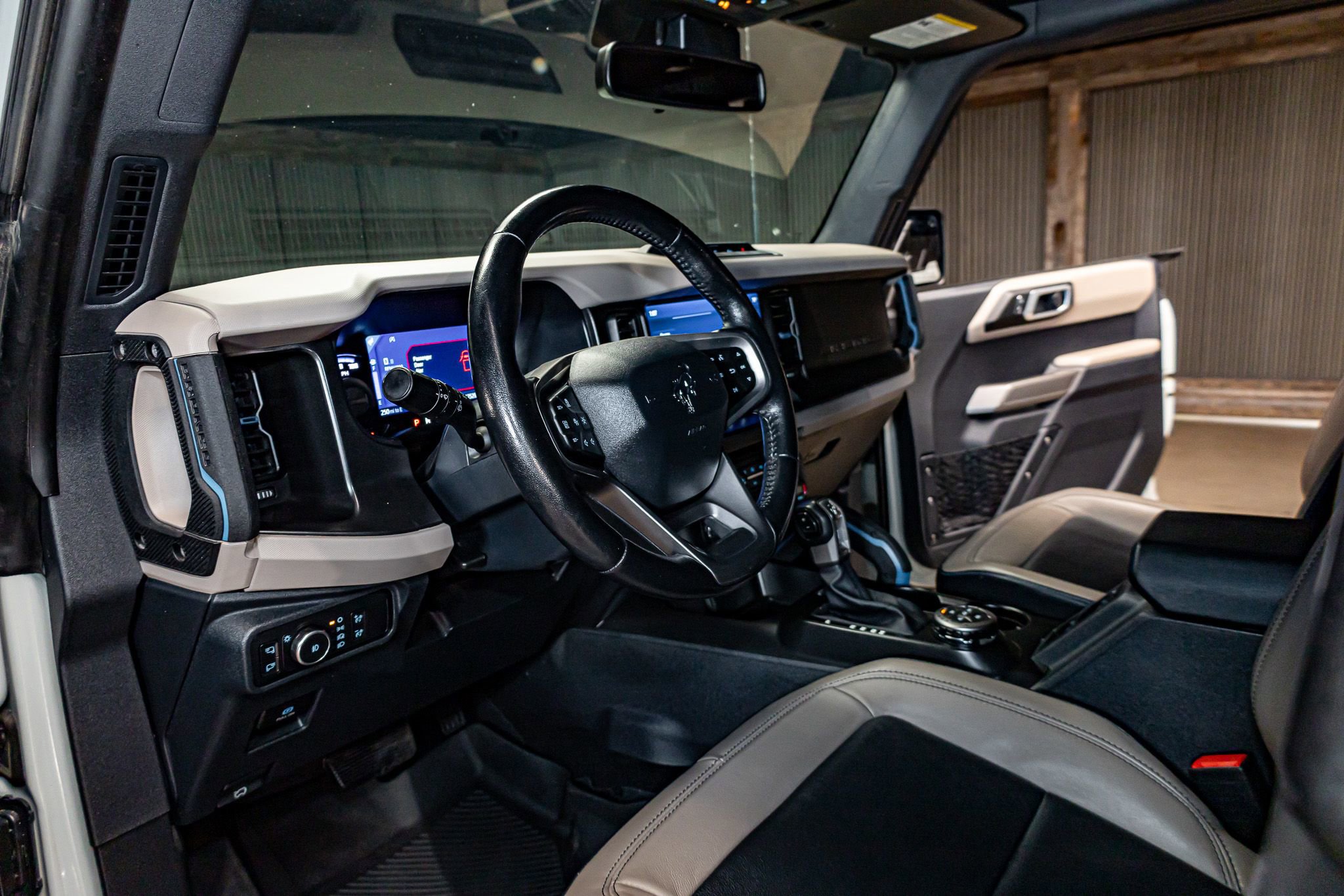 Used 2021 Ford Bronco Wildtrak image 17