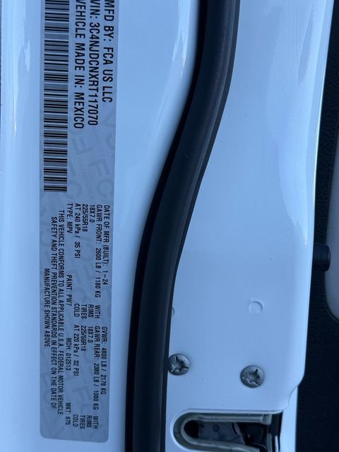 Used 2024 Jeep Compass Limited image 36