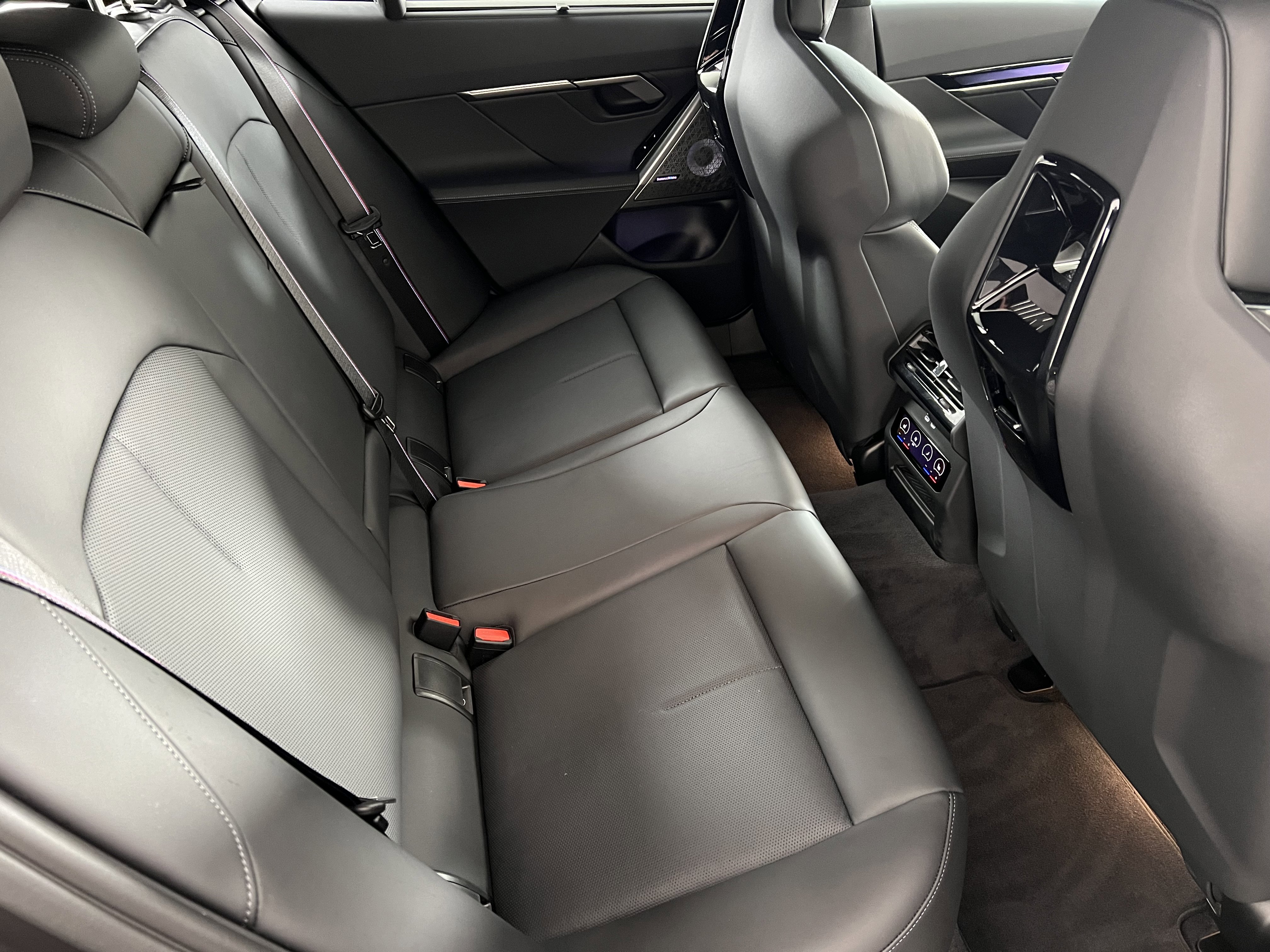 Used 2026 BMW M5 Touring image 24