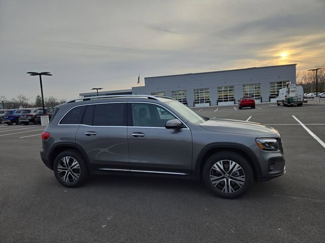 New 2026 Mercedes-Benz GLB 250 4MATIC image 2