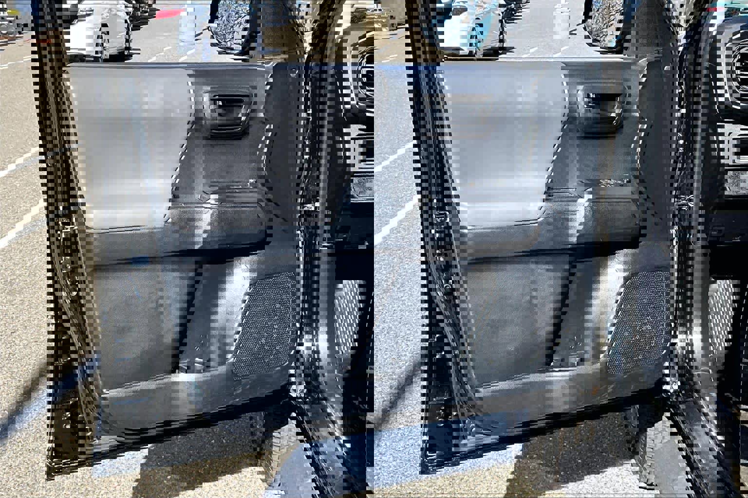 Certified 2018 Toyota Tacoma SR w/ SR Convenience Package image 21