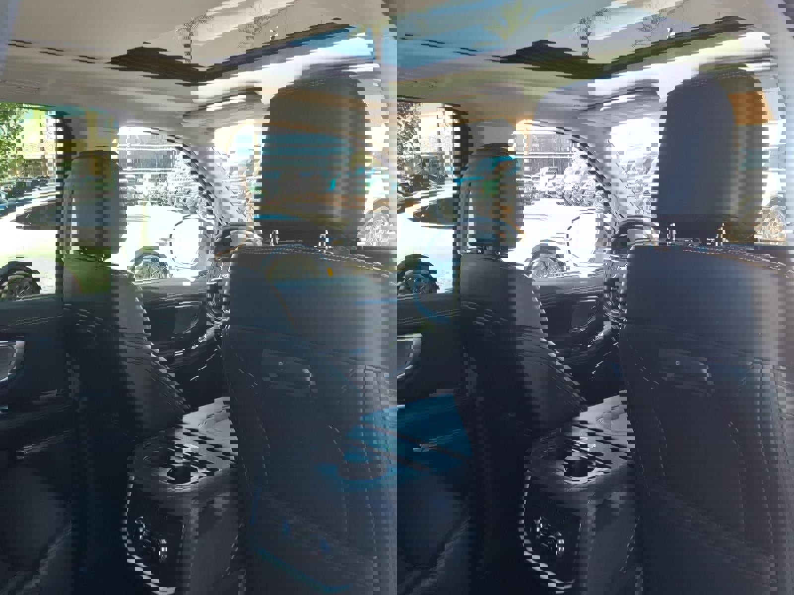 Certified 2025 Ford Expedition Platinum image 13