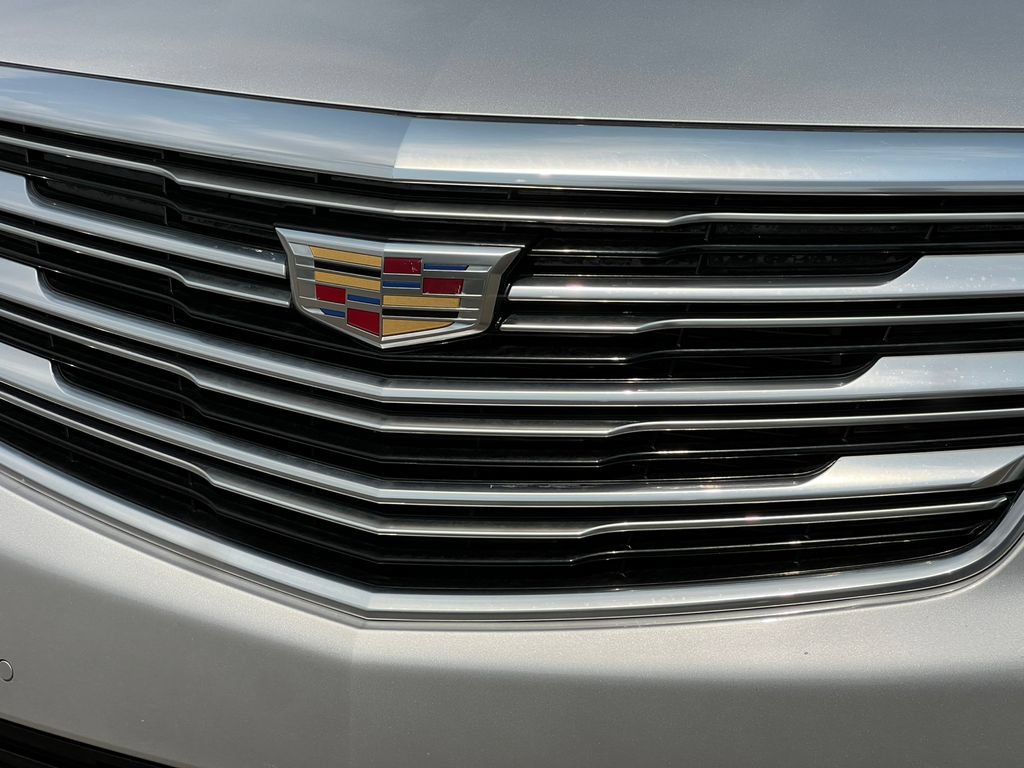 Used 2018 Cadillac XT5 Luxury w/ Driver Awareness Package AWD/4WD image 40
