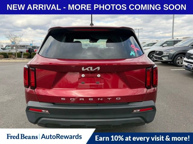 Used 2022 Kia Sorento LX image 6