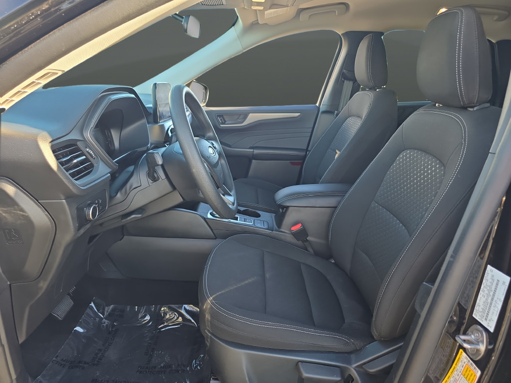 Used 2025 Ford Escape Active FWD image 9