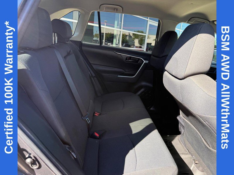 Used 2025 Toyota RAV4 LE AWD/4WD image 12