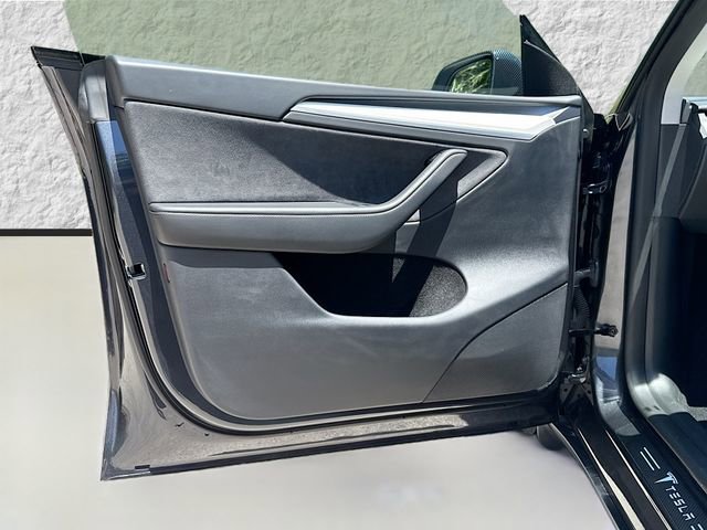Used 2024 Tesla Model Y Performance AWD/4WD image 20