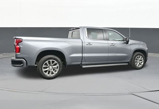 Used 2019 Chevrolet Silverado 1500 High Country w/ Technology Package image 16
