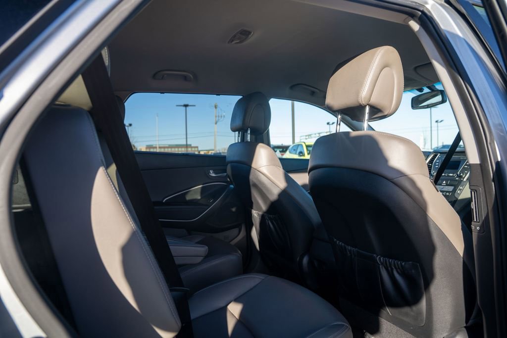 Used 2016 Hyundai Santa Fe Limited image 14