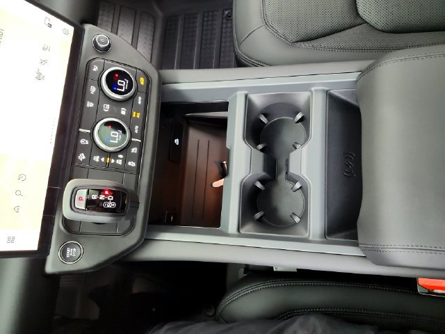 New 2026 Land Rover Defender 110 S AWD/4WD image 25
