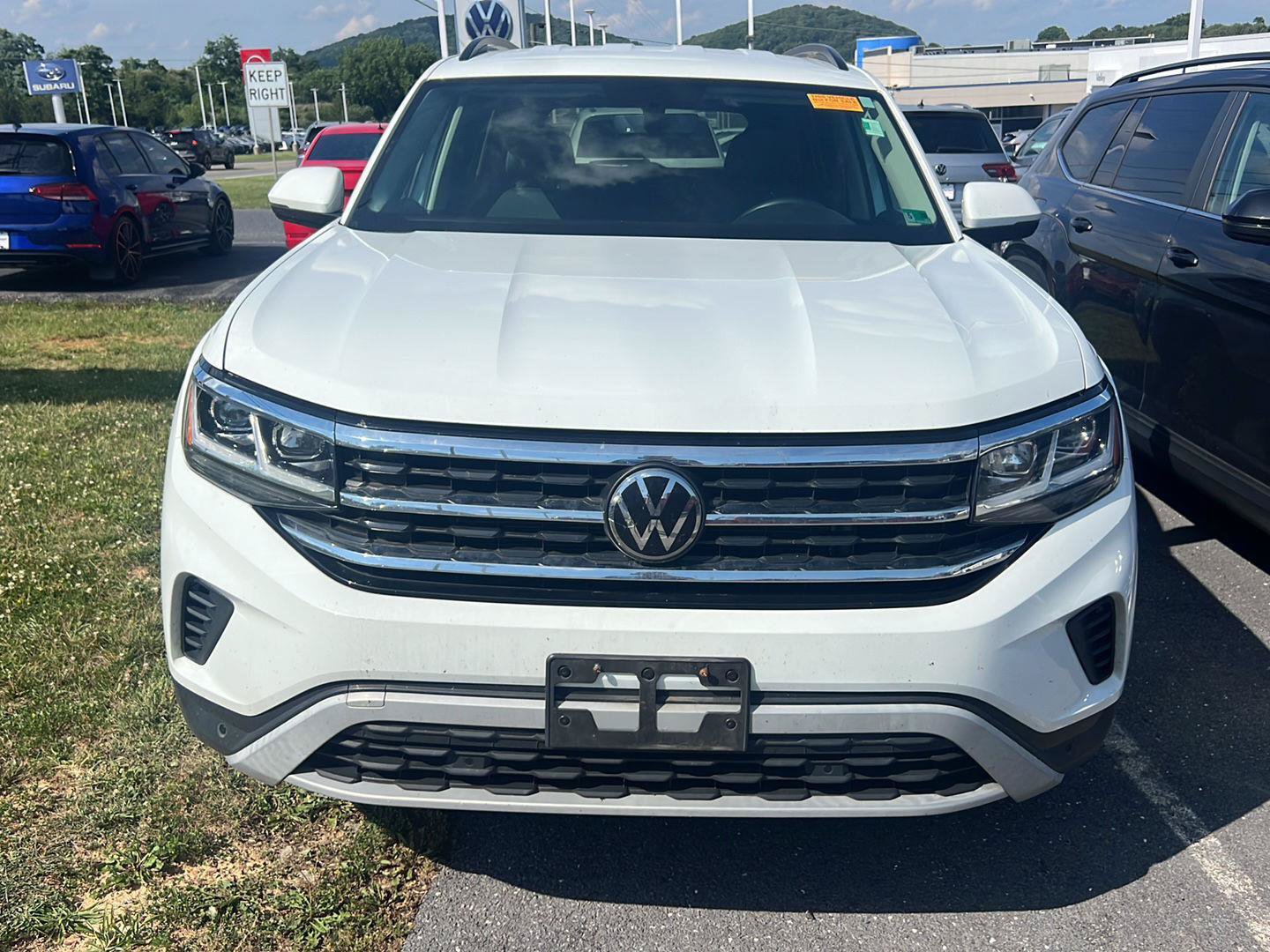 Used 2023 Volkswagen Atlas SE w/ Black Wheel Package AWD/4WD image 10
