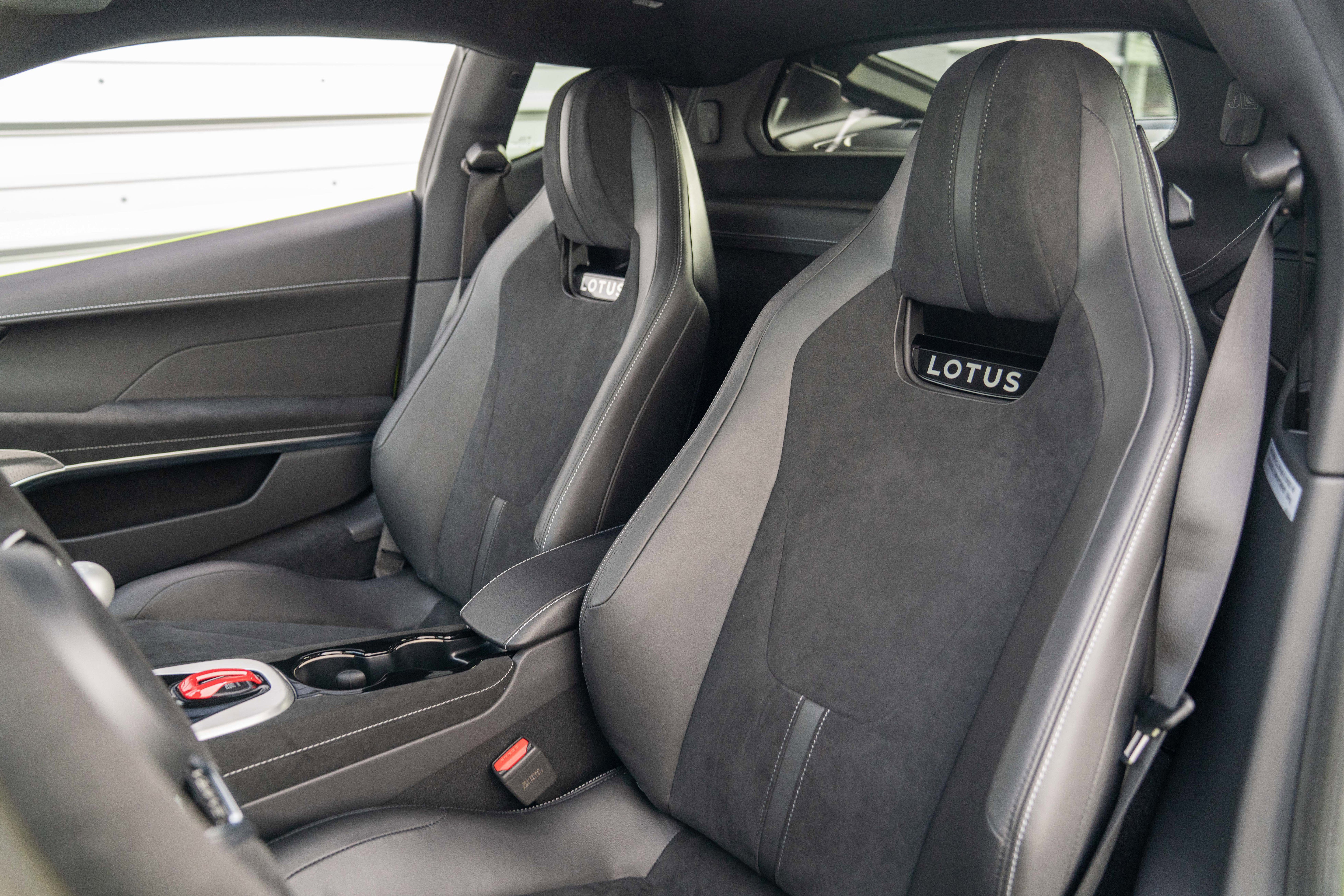 Used 2025 Lotus Emira RWD image 11
